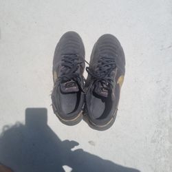 Size 10 Nike Shoes Indoor