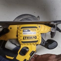 Dewalt Flex Volt Cordless 10" Skill Saw