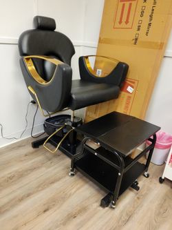 Pedicure chair, with 3 pedicure bowls included