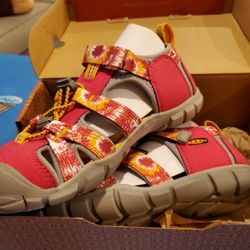 Brand New Keen Kids Sz 2 Water Shoes (Seacamp II) 