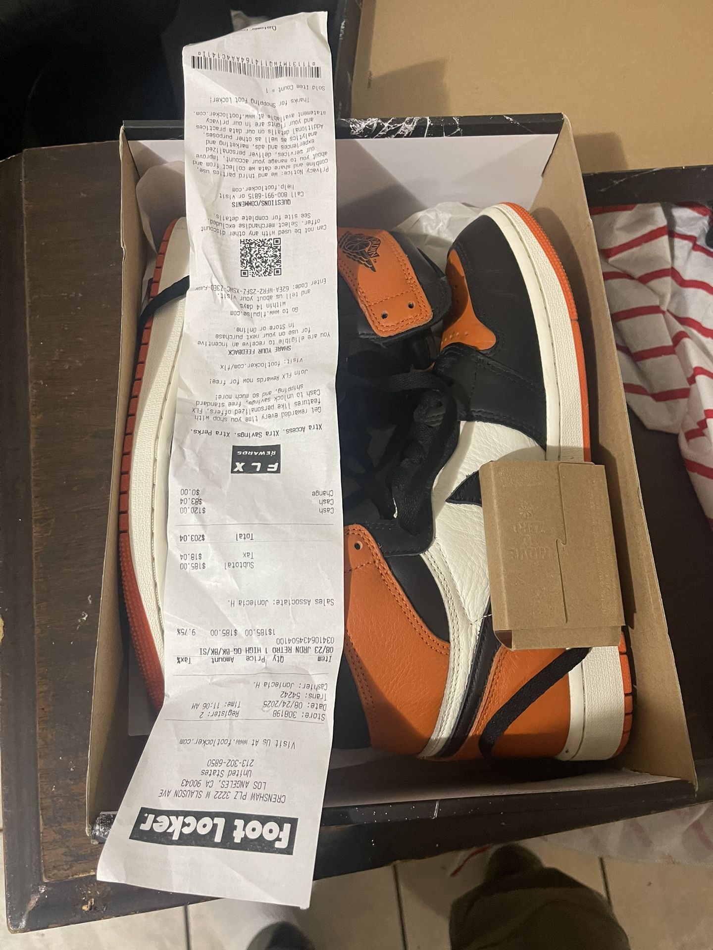 Jordan 1s Shattered Backboards 2025 Pair 80$
