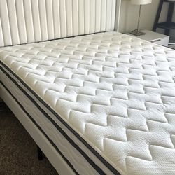 Queen bed w Hybrid Euro Top 12” Mattress 