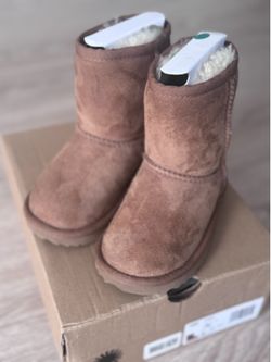 UGG Classic Boot Toddler 7