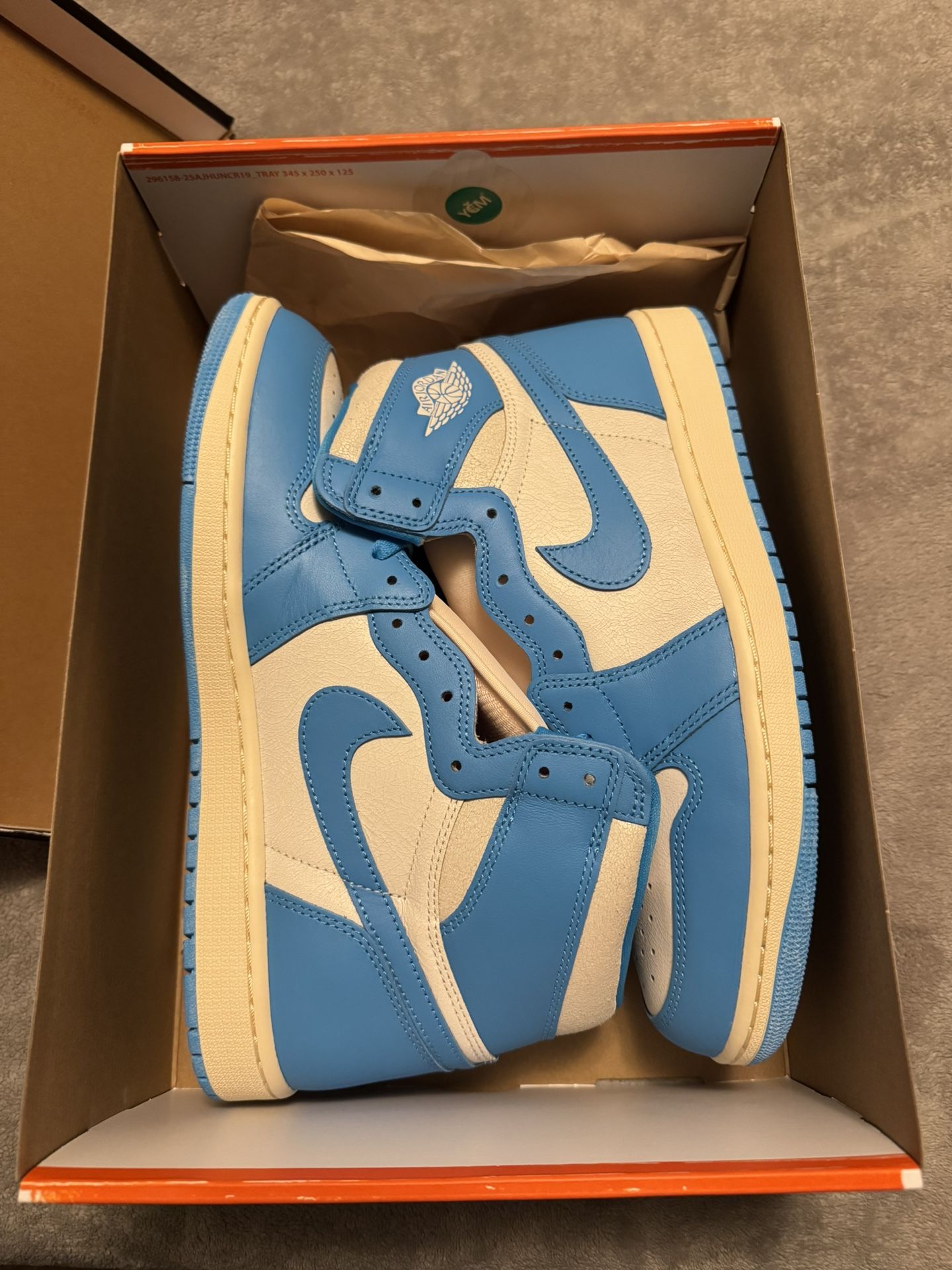 Air Jordan 1 Unc 