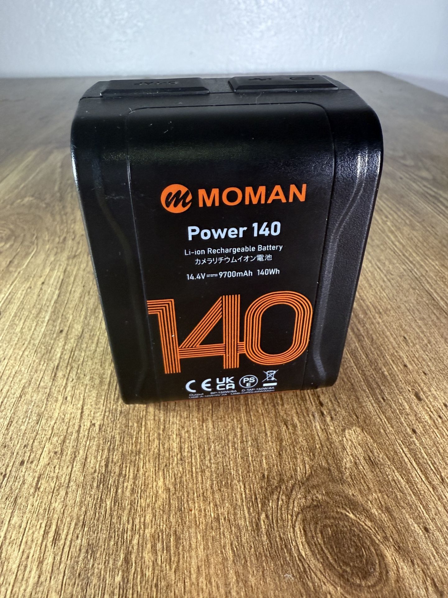 Moman Power 140 V-Mount Lithium-Ion Battery (140Wh)