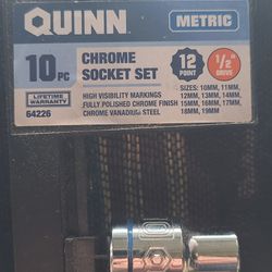 QUINN 10 PC CHROME METRIC 1/2 IN. SOCKET SET 