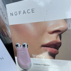 NuFace Trinity Facial Toning Device