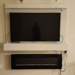 Floating Entertainment TV Stand