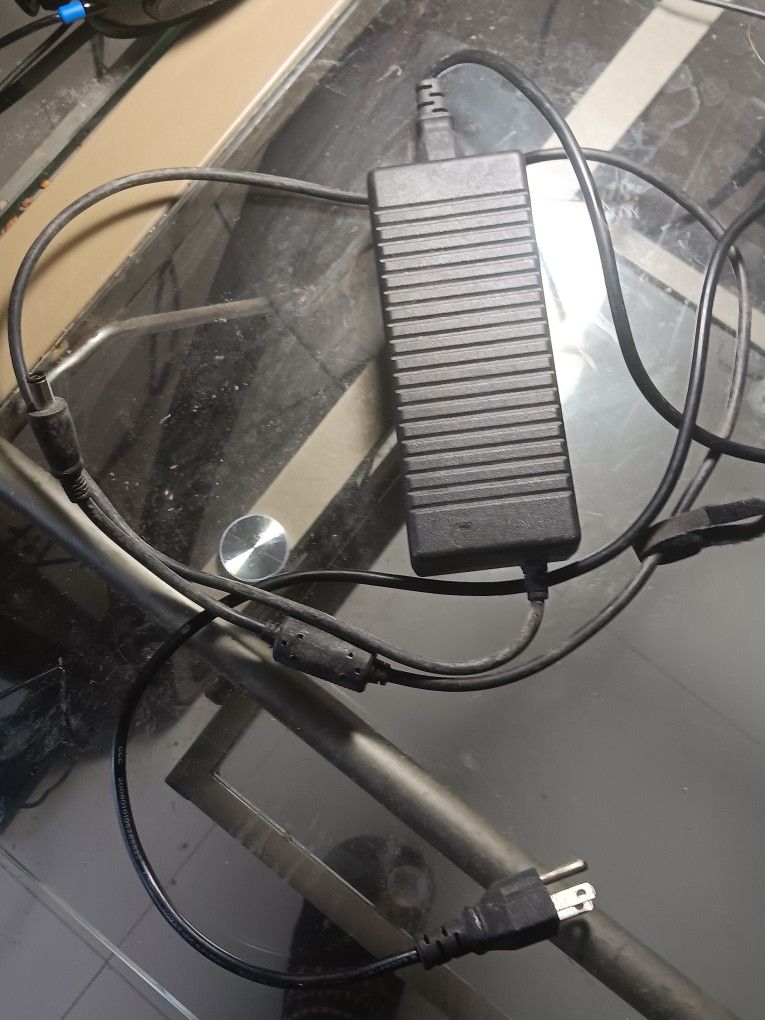 OEM Dell Laptop Power Supply 