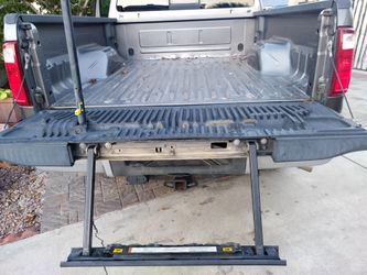 Ford F250 Tailgate