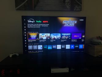 55” Vizio smart TV (Works)