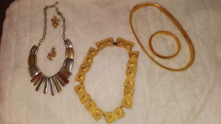Jewelry Lot C- Great For Halloween Costumes