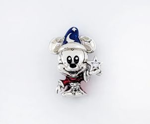 PANDORA Magician Mickey Charm 🪄