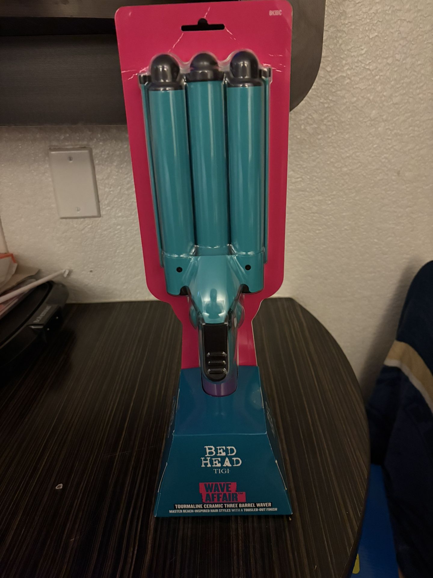 BED HEAD TIGI WAVE! AFFAIR