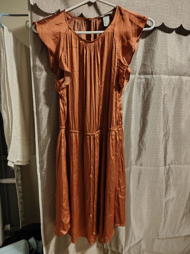 Rose gold Dress Size 8 ( medium)