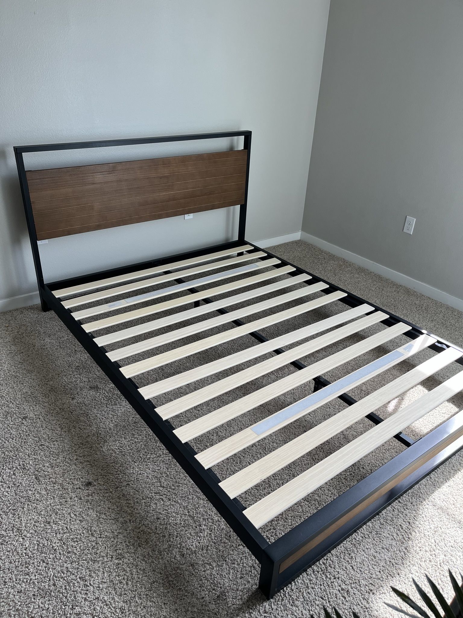 Queen Wood/Metal Bed frame for Sale in Phoenix, AZ OfferUp