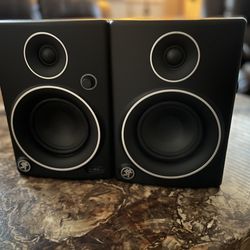 Mackie CR4 Ltd 4" powered studio monitors