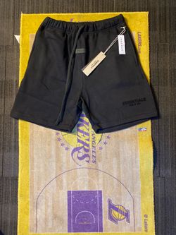 ESSENTIAL FEAR OF GOD SHORTS
