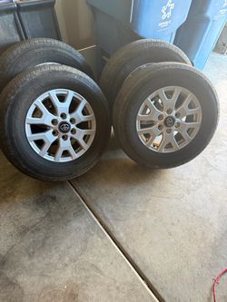 Tacoma 17” Wheels 6x5.5/6x139.7 245/70/17