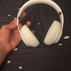 BeatsStudio Wireless 