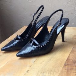 WHITE HOUSE BLACK MARKET kitten heel pumps size 9 