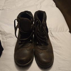 Sonoma Size 7 1/2 Wore 3 Times