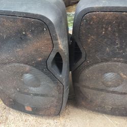 Two Big Speakers You Can Run Them Together Run Them Single I Don't Have The Charger I Don't Know If They Work Or Not As Easy 100 Bucks For Both Make M