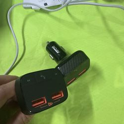 ROAV Bluetooth FM Transmitter Car Charger Good working condition  ✔️ Bluetooth music streaming ✔️ Hands-free calling ✔️ Dual USB fast charging ports 