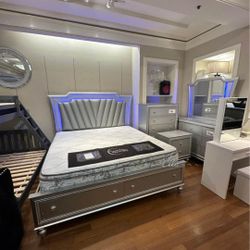 🌊Kaitlyn Youth Storage Bedroom Set (Champagne)
ACME$20 Down Payment and delivery available 