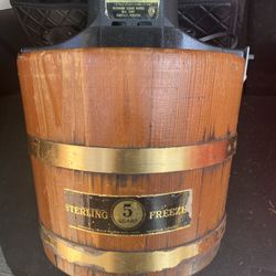 Sterling Ice cream Maker