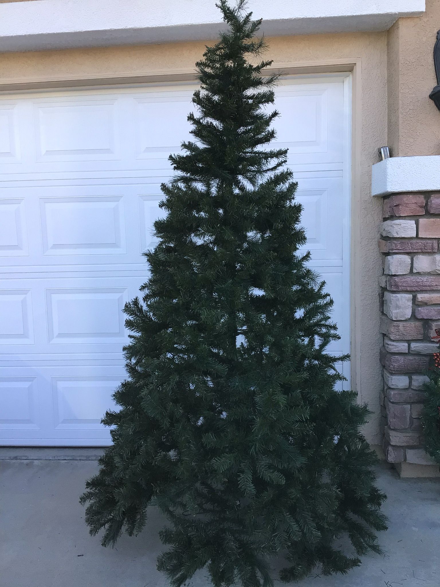 Nonlit Tree 8 Ft