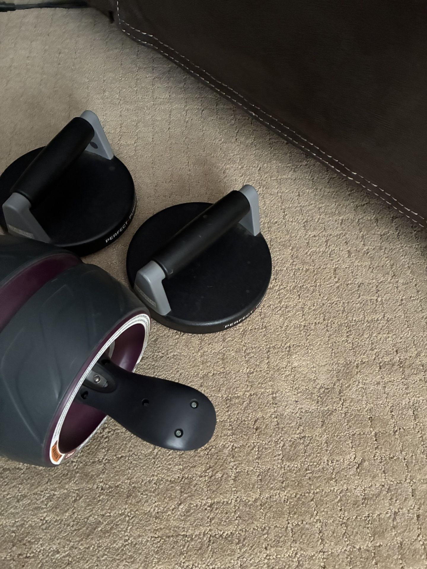 Push Up Bars Swivel  and Ab Roller 