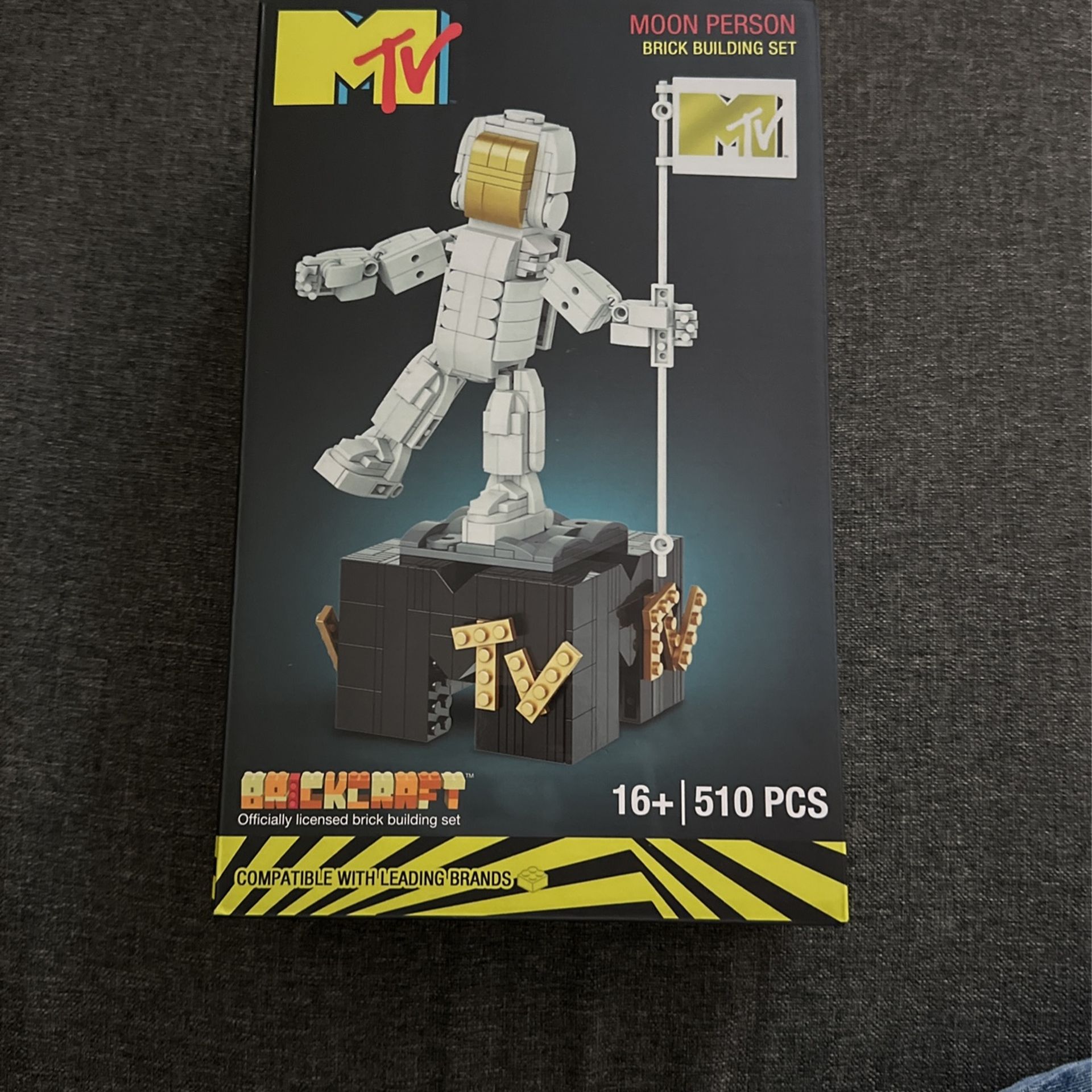 MTV Moon Man Building block set By brickcraft 