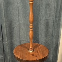 VINTAGE WOOD LAMP