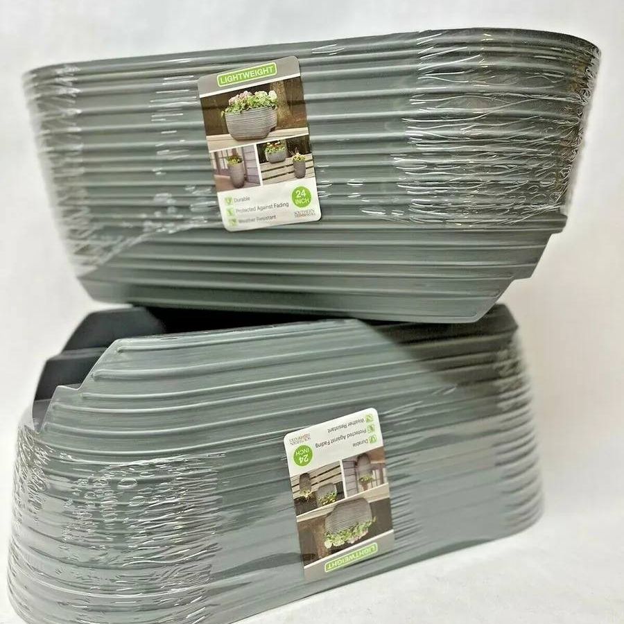 Plastic Plant Baskets, Pots, Window Boxes & Saucers for Strawberry
