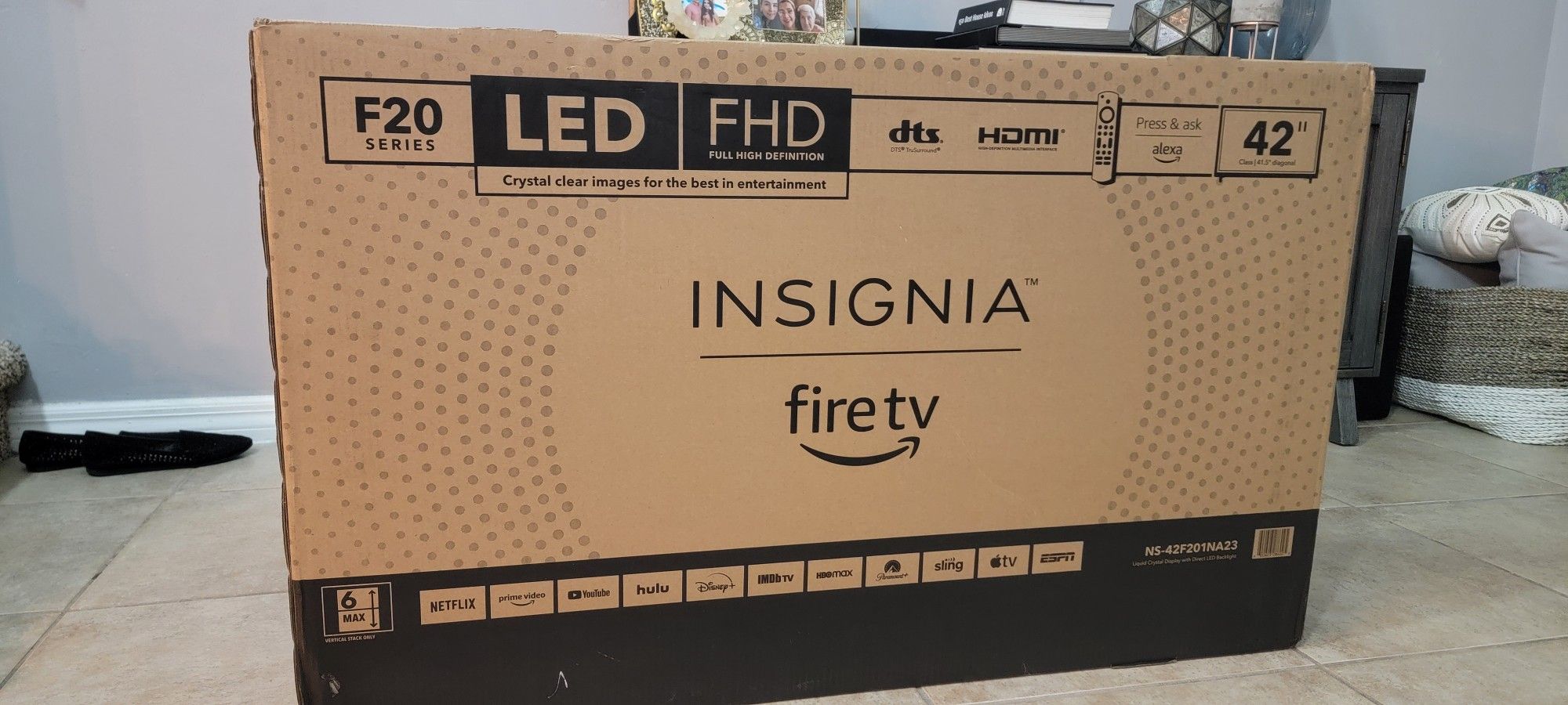 Insignia™ - 42" Class F20 Series LED Full HD Smart Fire TV