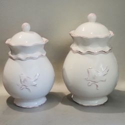 Ceramic Bird Accent Canisters With Lid. 
