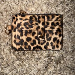 Free Leopard Card Wallet