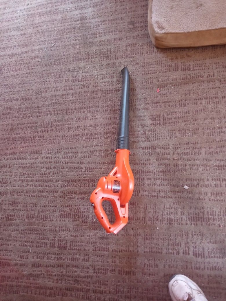 Black & Decer Leaf Blower No Battery