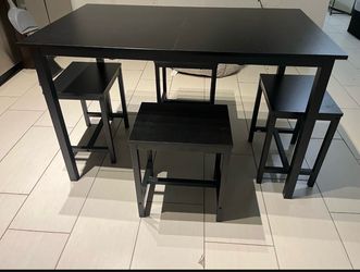 Dinning table