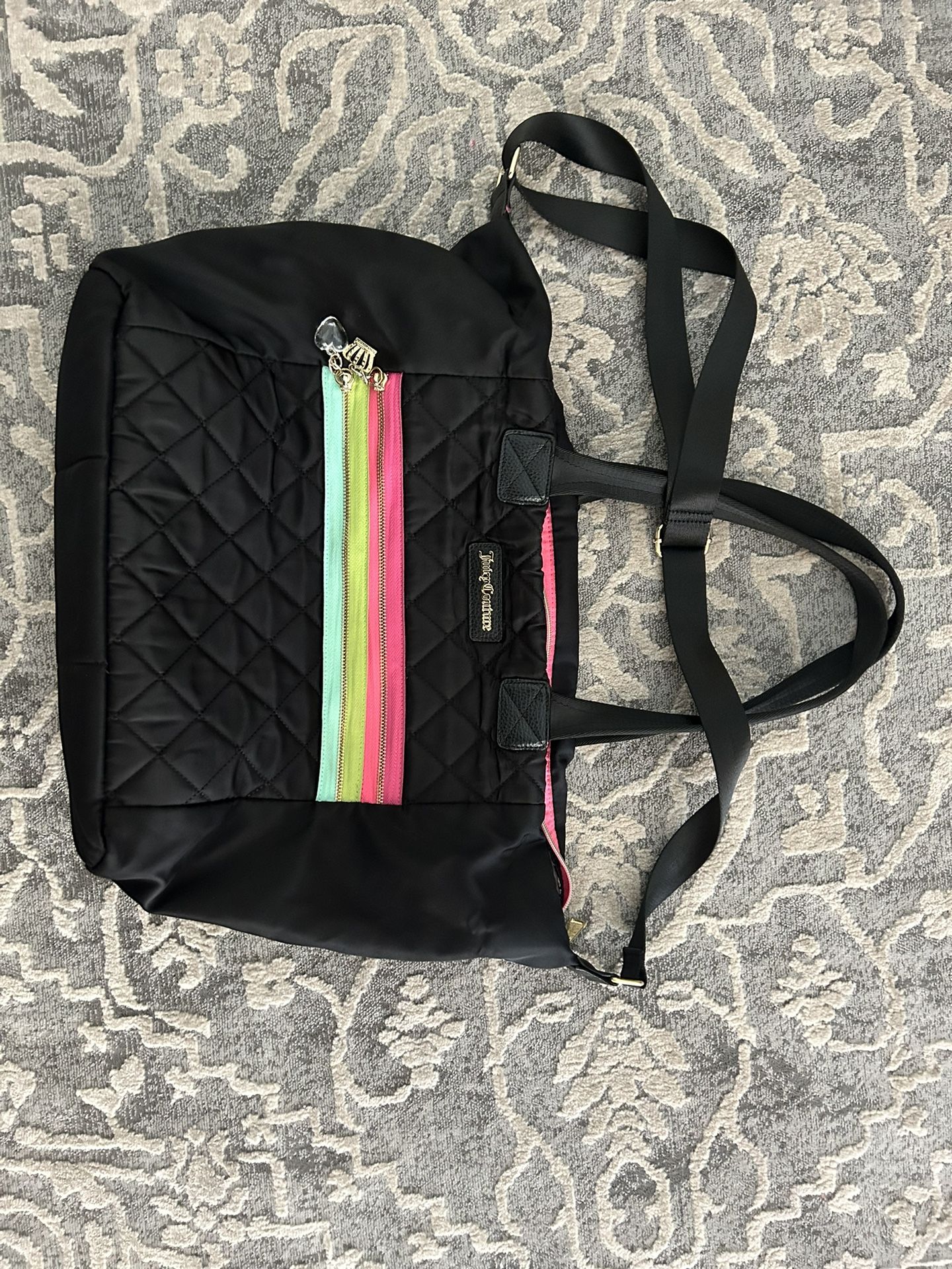 Juicy Couture Weekend Bag / Duffle / Travel / Diaper Bag