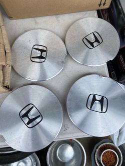 Honda 06-15 center rim caps