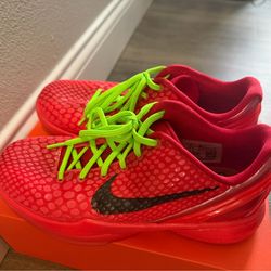 Kobe 6 reverse grinch size 7y