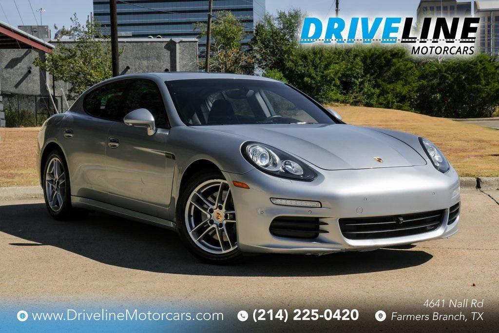 2016 Porsche Panamera