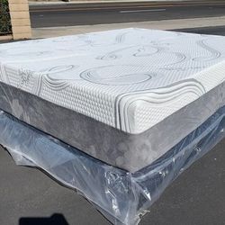 King Organic Cool Gel Memory Foam!!