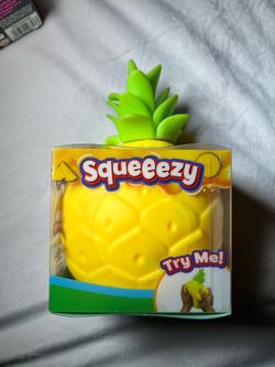 Squeeezy pineapple 🍍