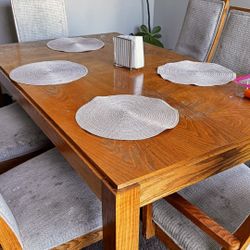 Dining Table And Chairs 