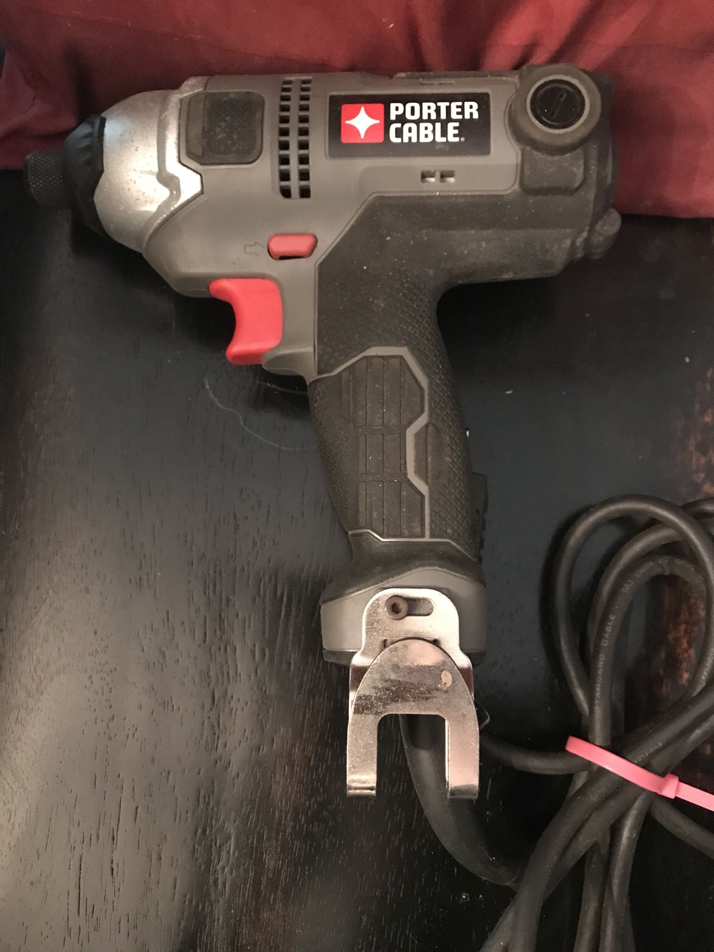 Porter Cable PCE201 4.3-Amp 1/4” Hex. Chuck Impact Driver