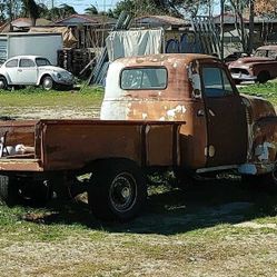 1953 CHEVROLET 3600 TRUCK
