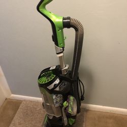 Bissell Pet Hair Eraser Vacuum